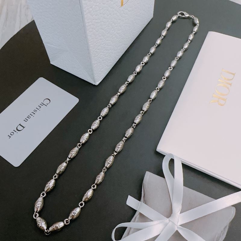 chr1st1an D10r necklaces